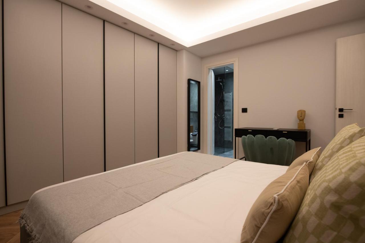 Phaedrus Living Luxury Penthouse Ploutarchou Apartment เอเธนส์ ภายนอก รูปภาพ
