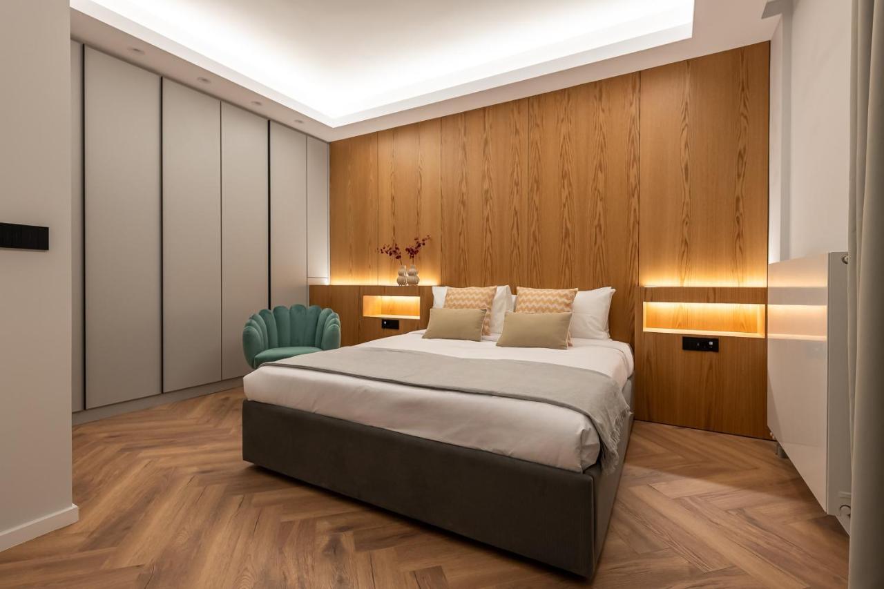 Phaedrus Living Luxury Penthouse Ploutarchou Apartment เอเธนส์ ภายนอก รูปภาพ