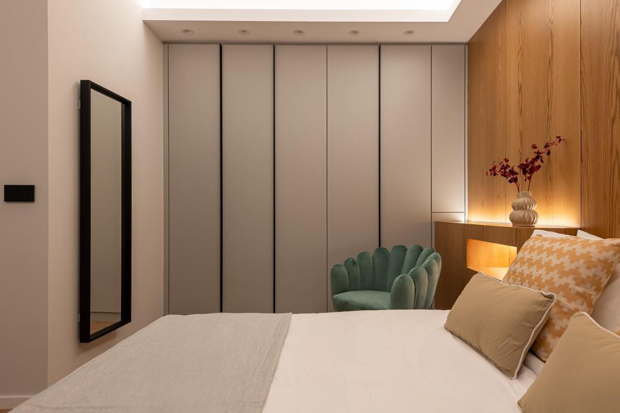Phaedrus Living Luxury Penthouse Ploutarchou Apartment เอเธนส์ ภายนอก รูปภาพ