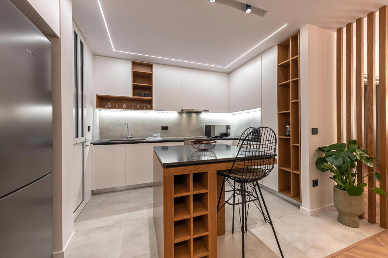 Phaedrus Living Luxury Penthouse Ploutarchou Apartment เอเธนส์ ภายนอก รูปภาพ
